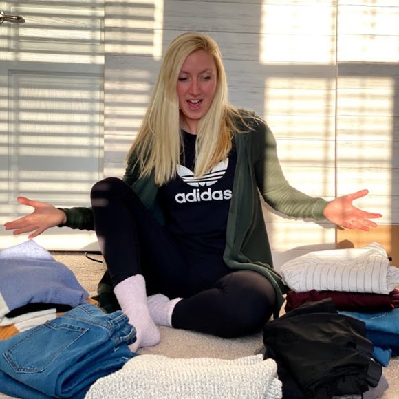 Meet your Posher, Katie - Picture 1 of 2